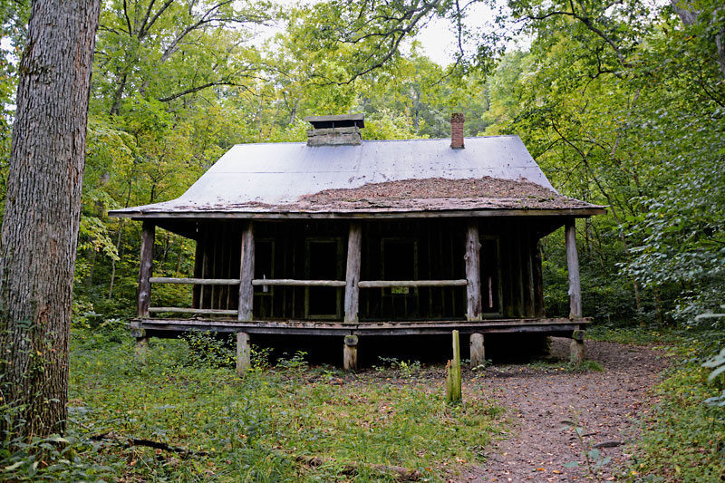 Fishing_Cabin_6980.jpg
