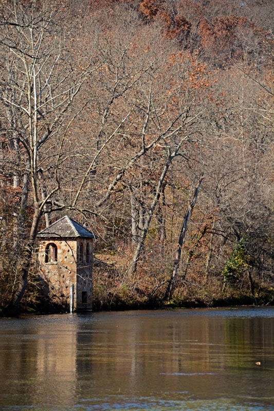 Bennett_Spring_House_9163.jpg